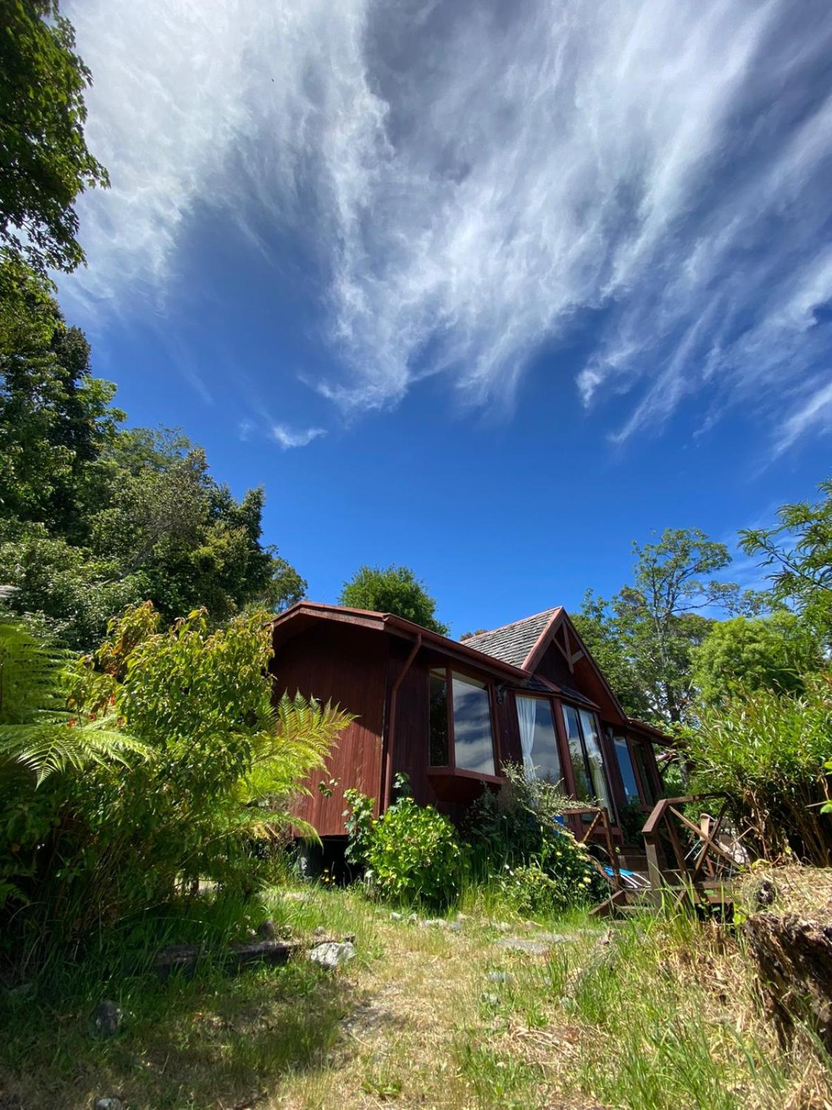 Bahia Celeste, Alojamento de Turismo Selvagem Puerto Varas