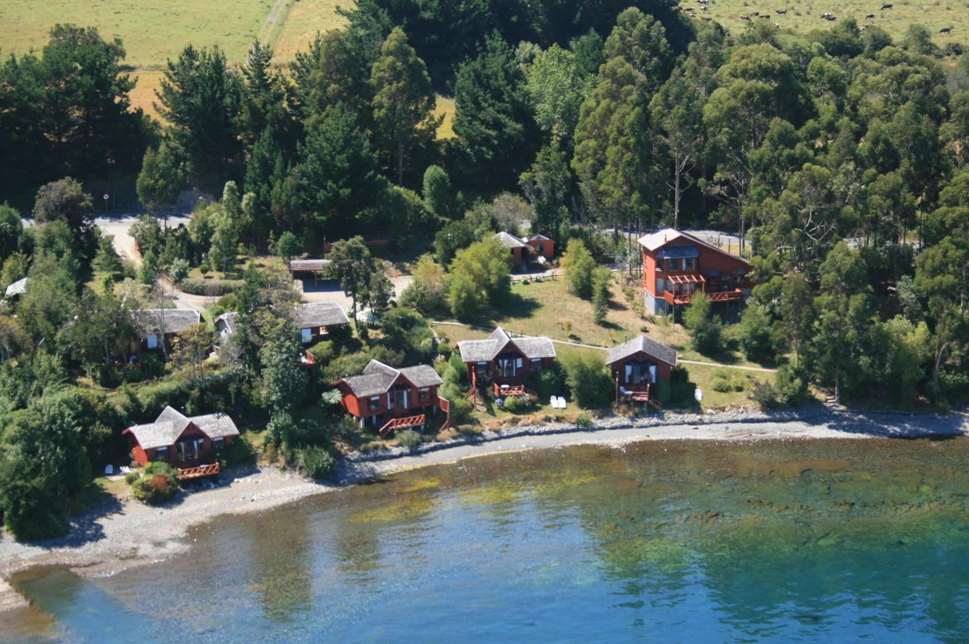 Bahia Celeste, Alojamento de Turismo Selvagem Puerto Varas